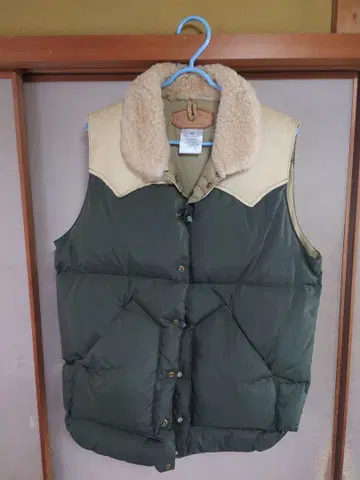 Rocky Mountain Featherbed 다운 베스트 40 사이즈