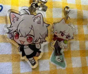 ZETA 카즈네코 아크릴 키링