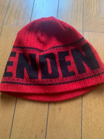 인디펜던트 니트 캡
