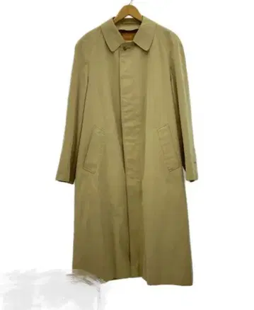 Aquascutum 베이지 트렌치코트