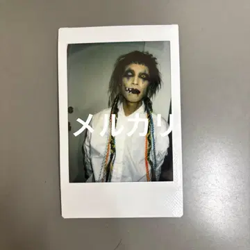 deadman 마코 폴라로이드