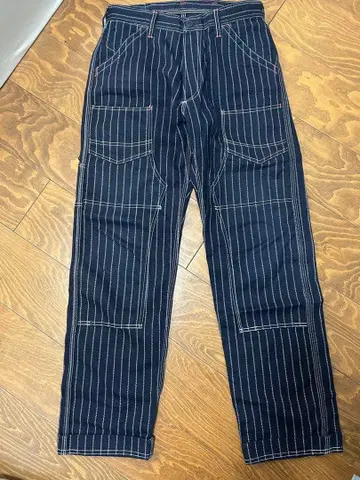 FREEWHEELERS 프리휠러스 데릭맨 스트라이프