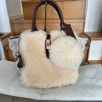 muku LES PETITS LUXE 무스탕 토트백