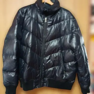 블랙 다운 자켓