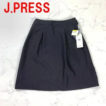 A4090 택 포함 새상품 미디 스커트 도트 안감 있음 블랙 그레이 11