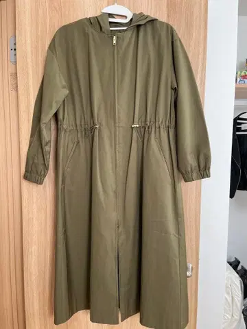 내추럴 뷰티 베이직 밀리터리 롱 코트