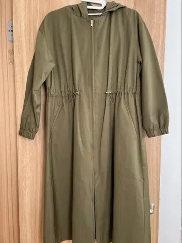 내추럴 뷰티 베이직 밀리터리 롱 코트