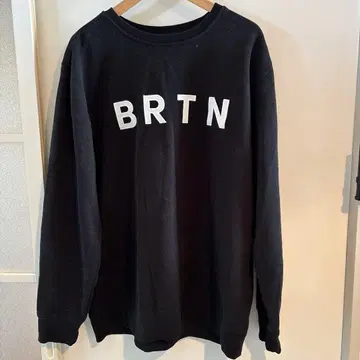 BURTON 블랙 BRTN 로고 트레이닝복