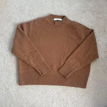 르쉘블루 울캐시미어 크루넥 니트 카멜