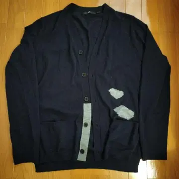 [ 유니클로 ] +J 메리노 블렌드 V넥 가디건 미사용 새상품