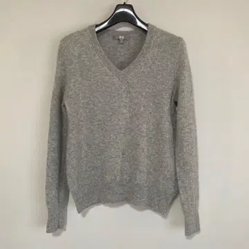 유니클로 캐시미어 100% 니트 스웨터 M 그레이 가을/겨울 DMW