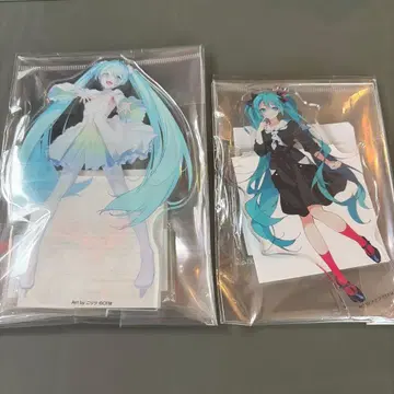 하츠네 미쿠 아크릴 스탠드 피규어 스케이트 니리츠 키나코