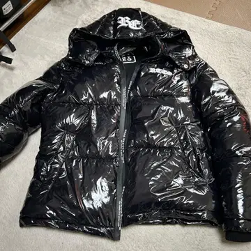 RTGEG 블랙 다운 자켓