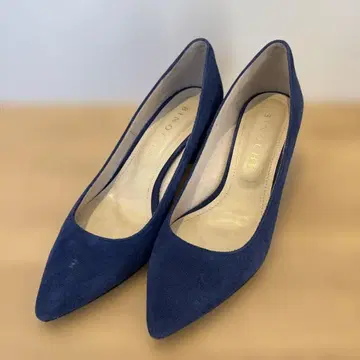 BINOCHE 블루 스웨이드 펌프스 중간 힐