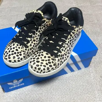 Lucida 애니멀 무늬 송치 스니커즈 23.5cm