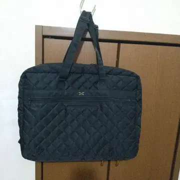 블랙 퀼팅 가먼트 백