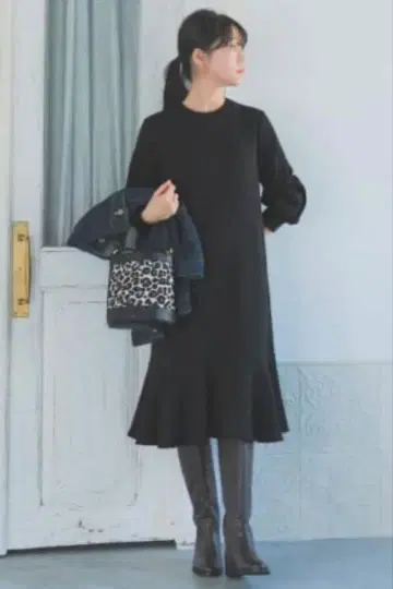 어반 리서치 원피스