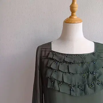 AUSTIN REED 비쥬 자수 튜닉 원피스 실크 100%