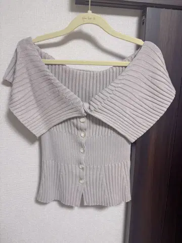 SNIDEL 스나이델 리브 오프숄더 스웨터