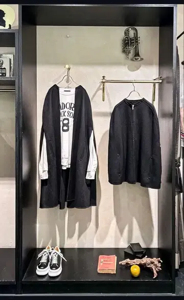 앰프 파무 오리지널 하프 코트 미사용 새상품