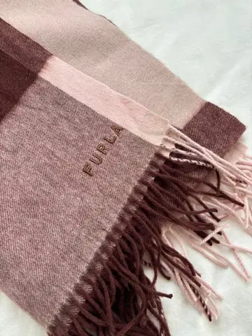 FURLA 스톨 핑크 계열 스트라이프