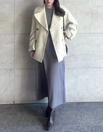 [ 익명 배송 ] COCODEAL 임페리얼 모사 숏 P 코트 사이즈 1