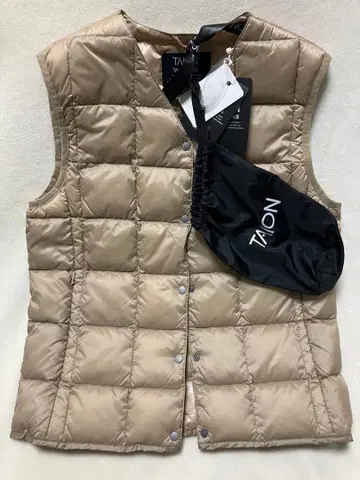 새상품 타이온 TAION x 안피로 다운 베스트 이너 다운 S