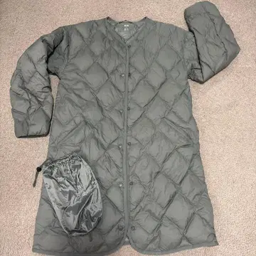 UNIQLO 울트라 라이트 다운 S 사이즈