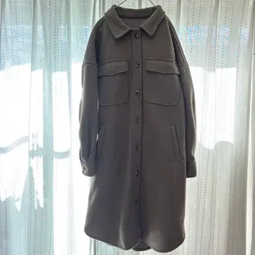 SM2 그레이 버튼 코트