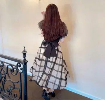 evelyn 플로키 롱 스커트