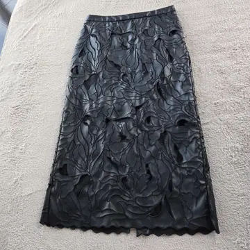 ZARA 블랙 인조 가죽 타이트 스커트 S