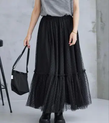 [ 미사용 새상품 ] 레리움 워셔블 도트 튤 이지 스커트