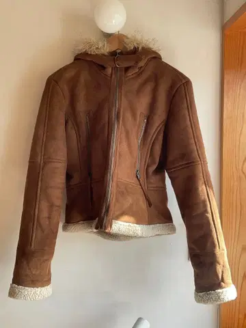 리바이스 페이크 무스탕 자켓