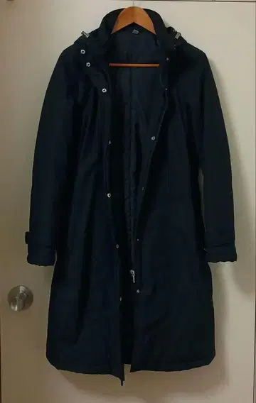 유니클로 롱 코트 새상품급 L