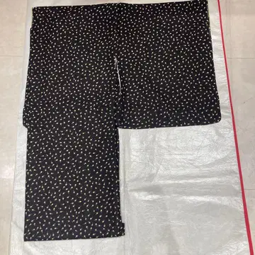 워셔블 기모노 블랙 베이스 작은 꽃 무늬 코몬 기모노