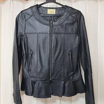 블랙 가죽 자켓 플레어 밑단 디자인