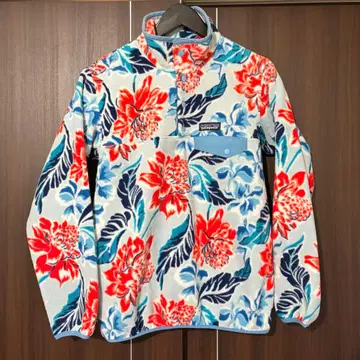 컨디션 최상 파타고니아 신틸라 스냅T 올 패턴 XS