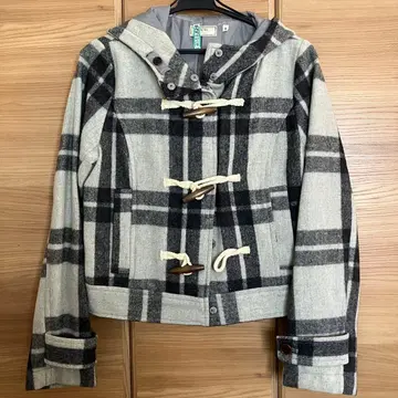 체크 무늬 더플 코트 숏 기장 38 사이즈