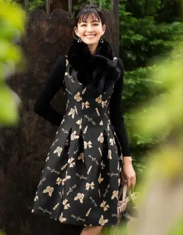 엠즈 그레이시 리본 까멜리아 립 자카드 드레스