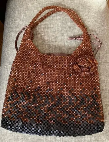 비즈 뜨개 핸드백 브라운 블랙