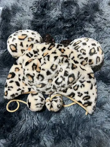 도쿄 디즈니 리조트 레오파드 무늬 귀도리 모자