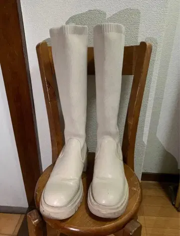 밀크 화이트 아이보리 통굽 롱 부츠