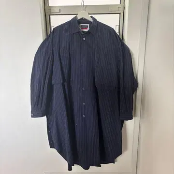 MAISON SPECIAL 네이비 스트라이프 셔츠