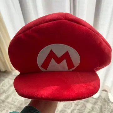 유니버셜 마리오 빨간색 모자