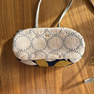 미나 페르호넨 숄더백