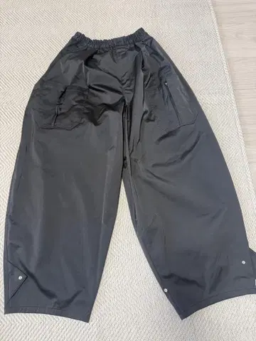 HELLA 와이드 팬츠