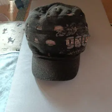 데미지 가공 다크 그레이