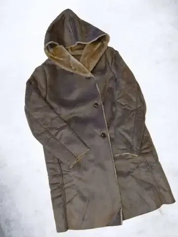 글로벌 워크 후드 부착 무스탕 코트