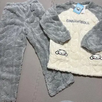 시나모롤 후와후와 새상품급 파자마