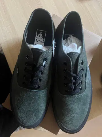 VansAuthentic Lite F. Green/Black 26.5cm